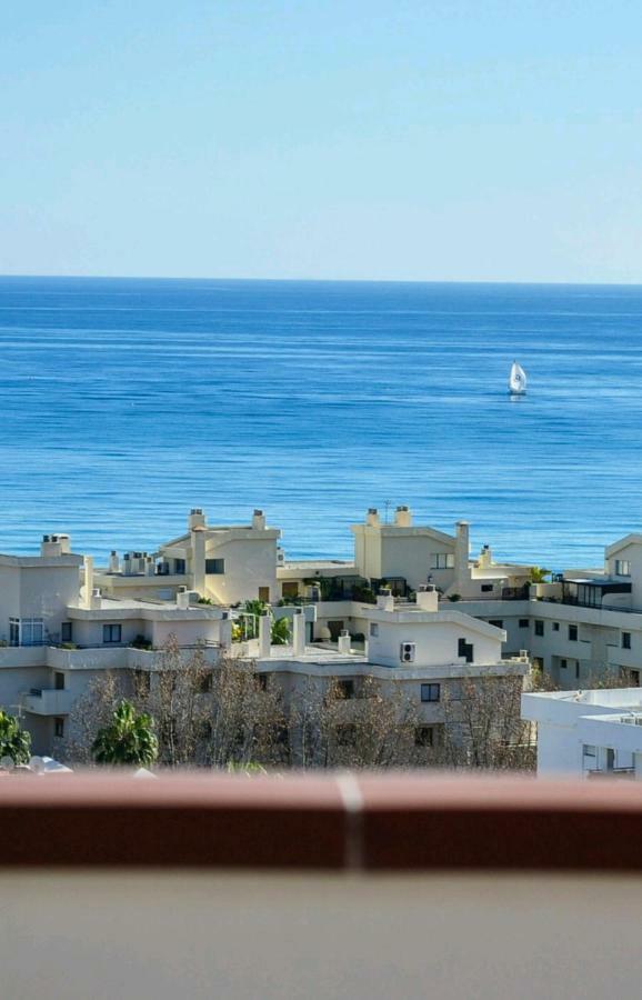 Apartmán Atico Duplex Con Vistas Al Mar. Dos Plazas De Garaje Torremolinos Exteriér fotografie